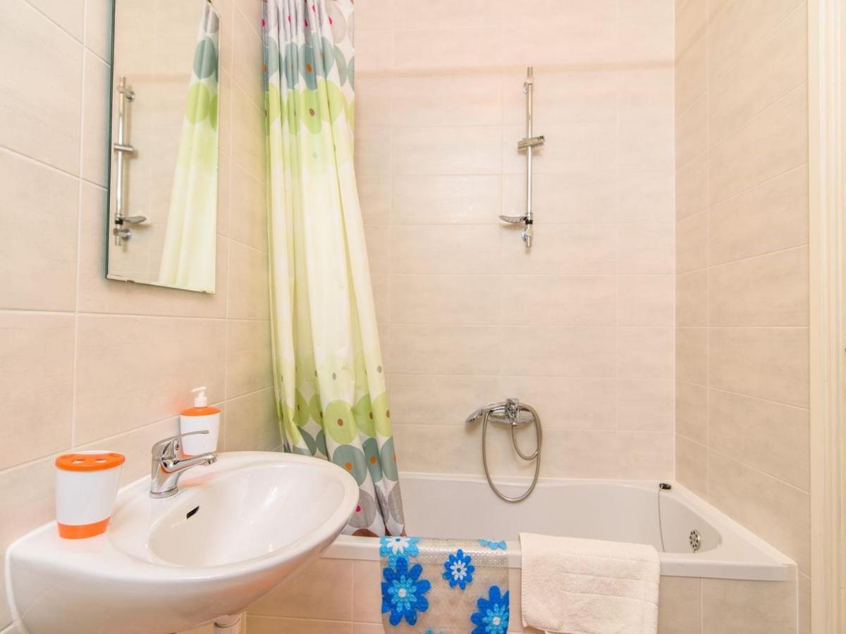 Apartments Beba - Peaceful Location Трогир Екстериор снимка