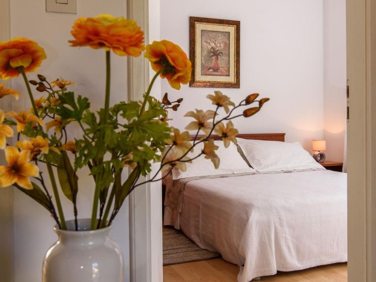 Apartments Beba - Peaceful Location Трогир Екстериор снимка