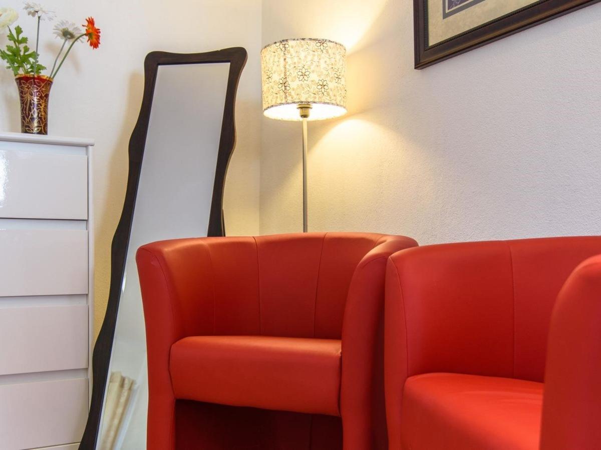 Apartments Beba - Peaceful Location Трогир Екстериор снимка